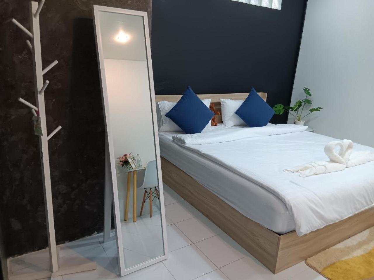 Nimman 9 Hotell Chiang Mai Exteriör bild