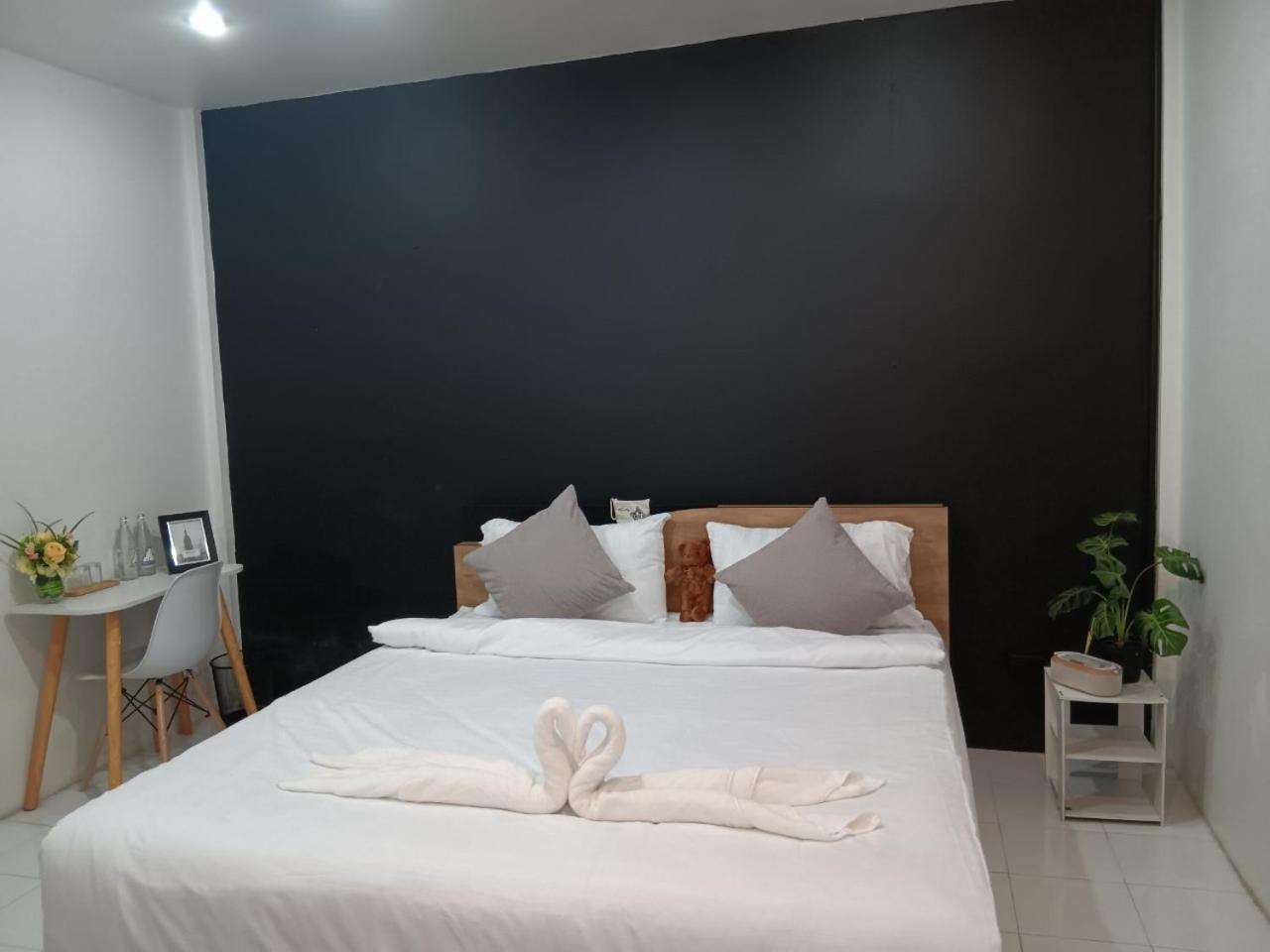 Nimman 9 Hotell Chiang Mai Exteriör bild